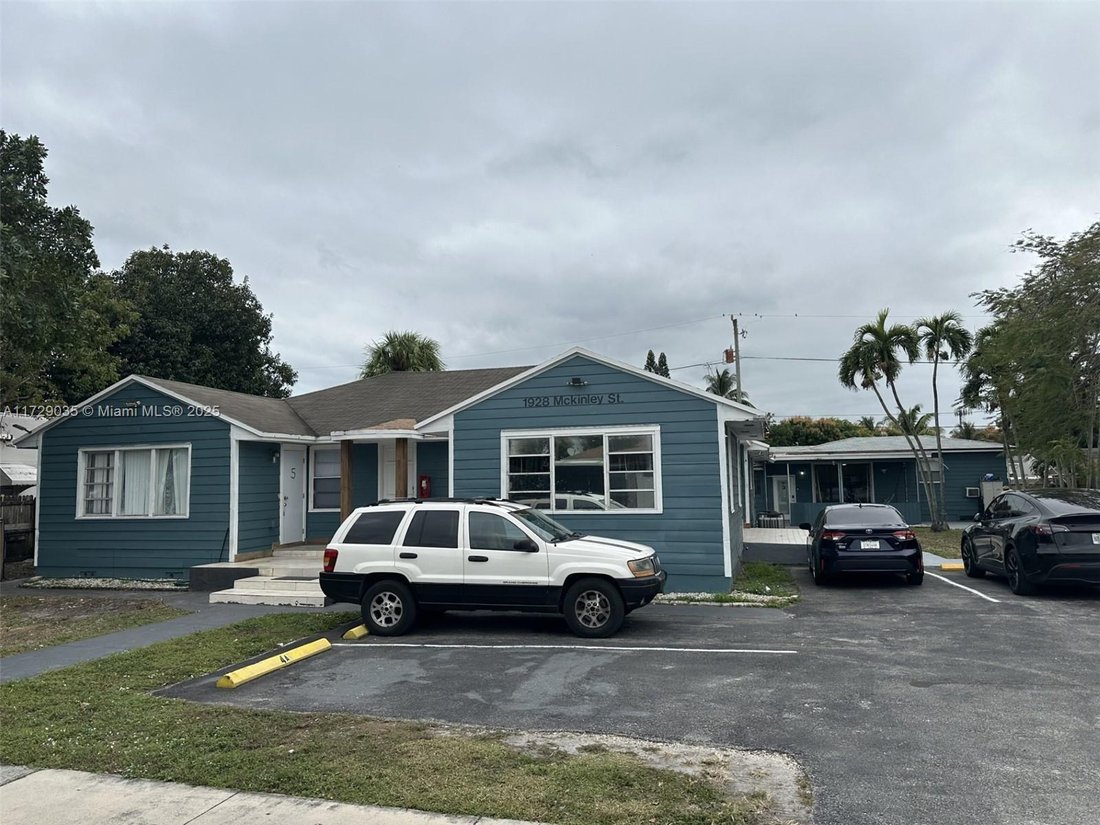 Hollywood, Florida, United States 1 - 16639537
