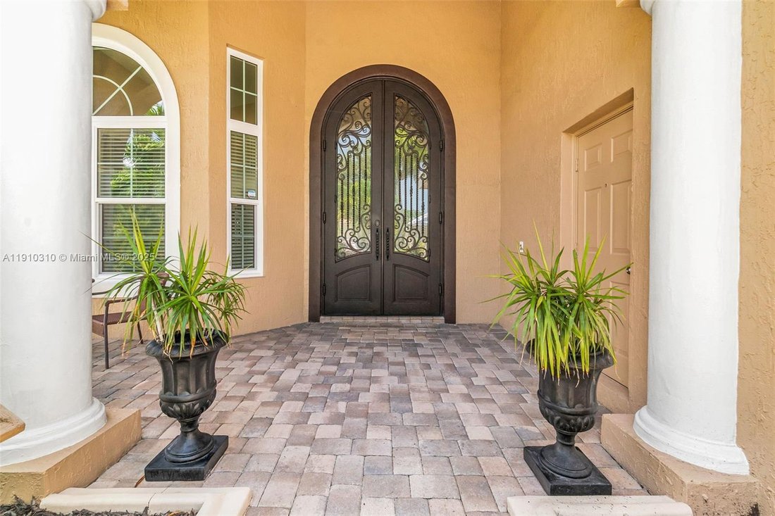 House in Miramar, Florida, United States 3 - 16640241