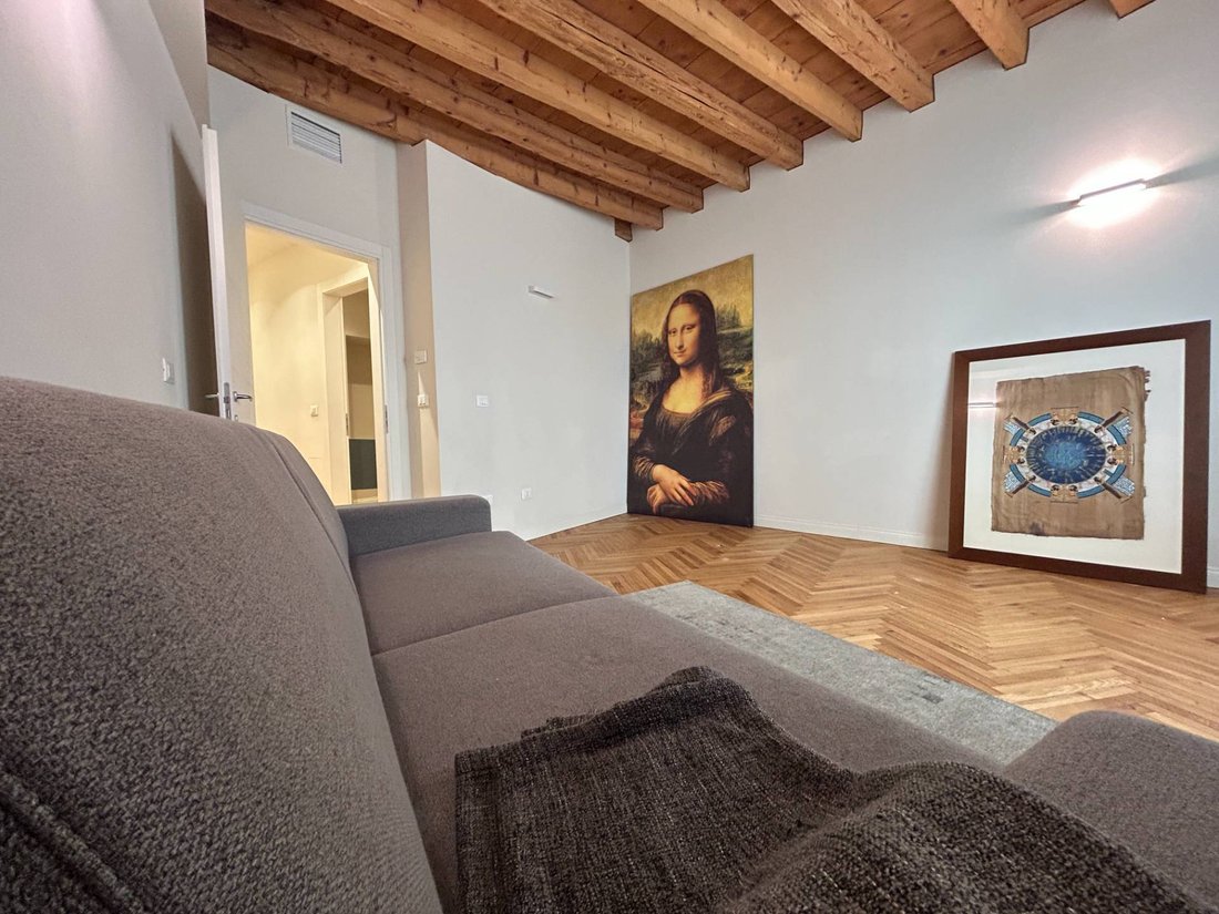 Apartment in Historic Center, Desenzano del Garda, Lombardy 2 - 16641134