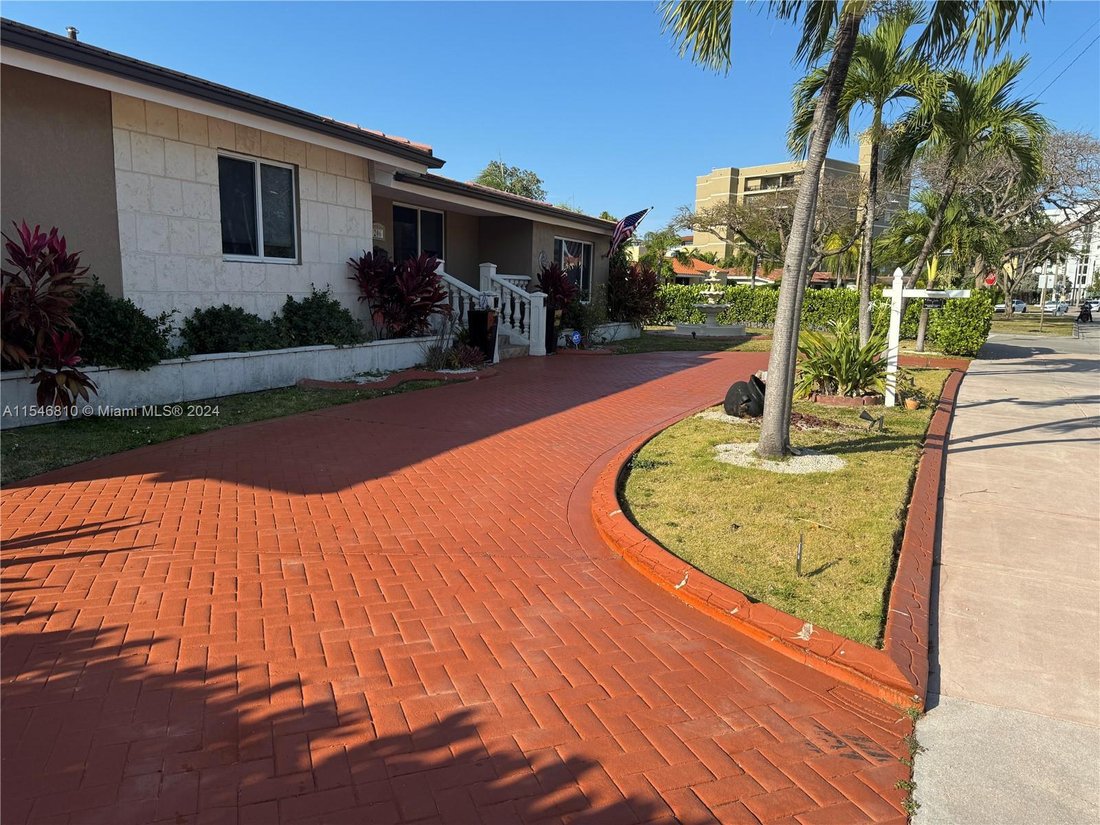 House in Coral Gables, Florida, United States 2 - 16640617