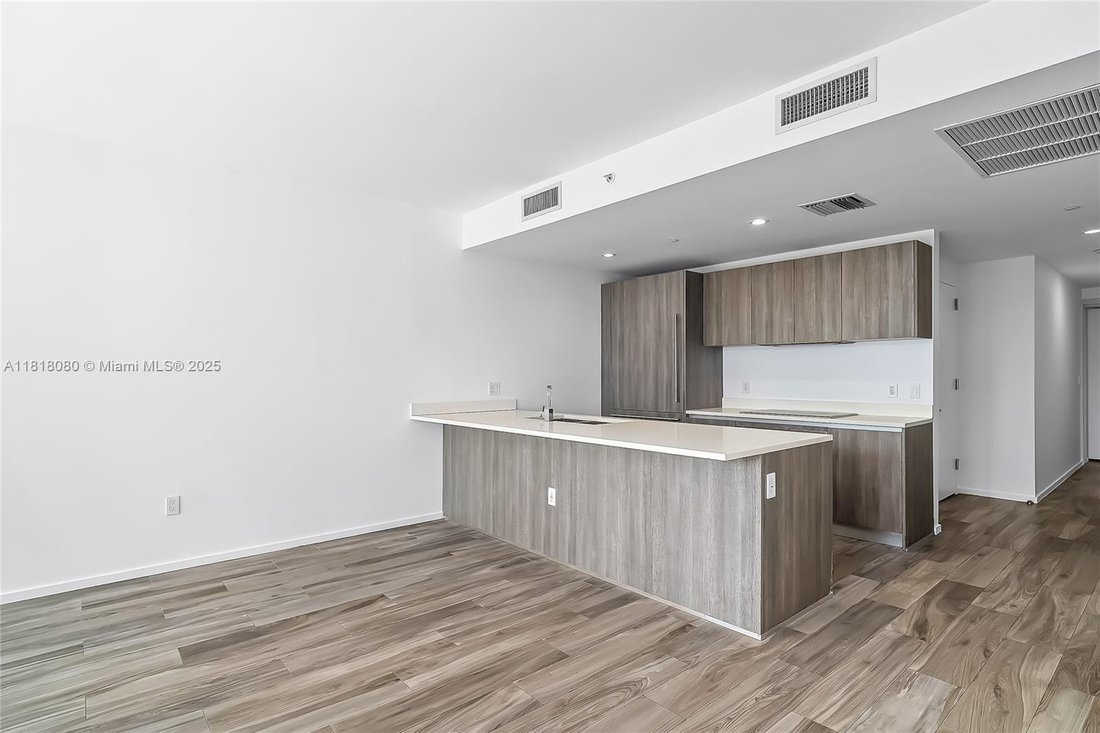 Condo in Miami, Florida, United States 5 - 16638826