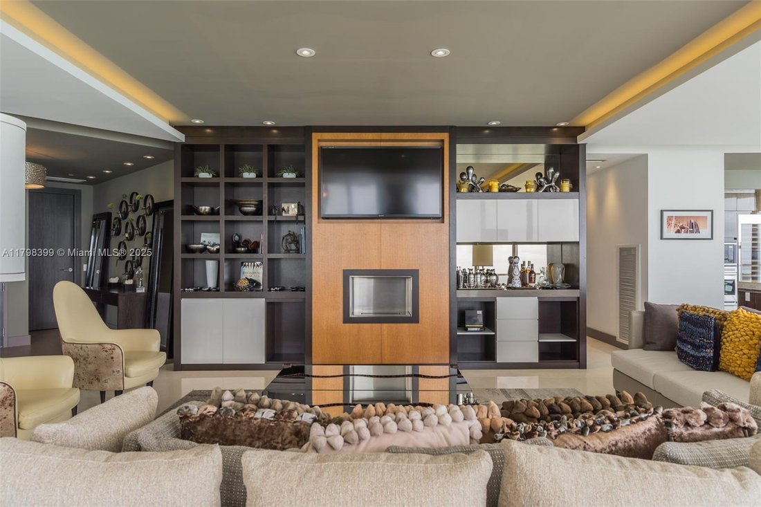 Condo in Bal Harbour, Florida, United States 3 - 16640083