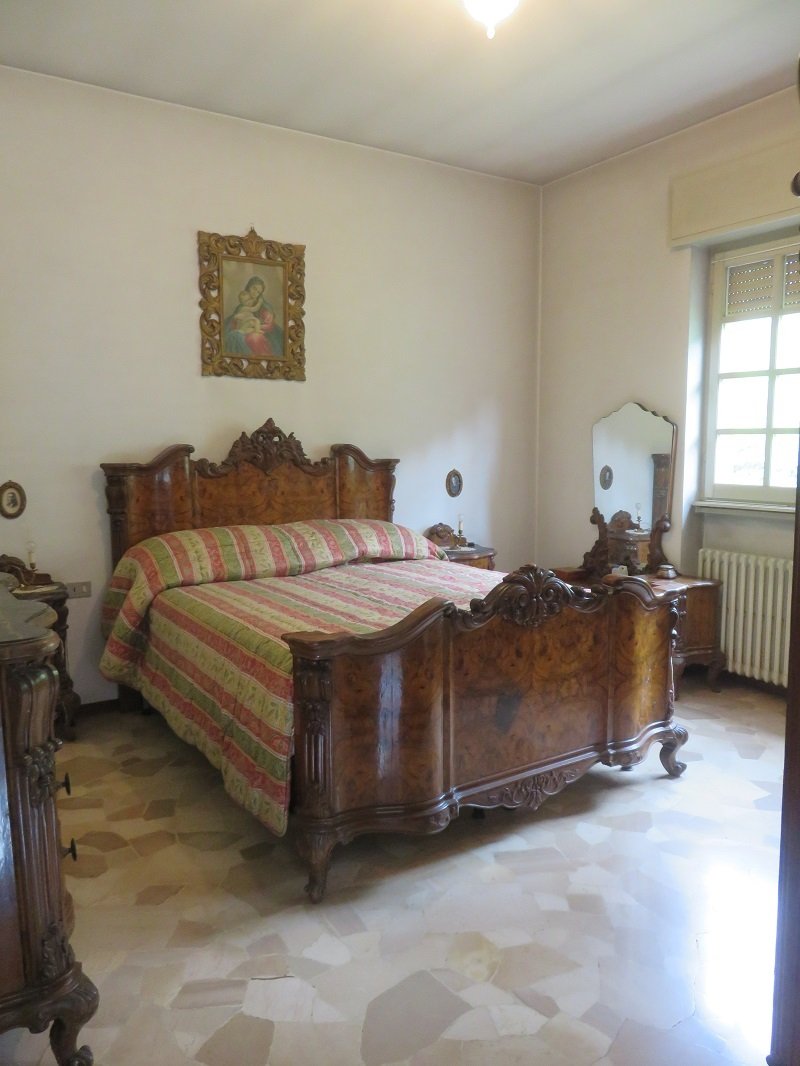Villa in Erba, Lombardy, Italy 2 - 16629624