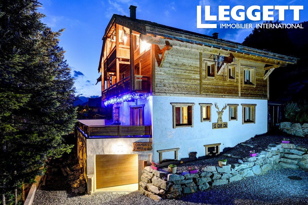 Chalet in La Salle-les-Alpes, Provence-Alpes-Côte d'Azur, France 2 - 16645457