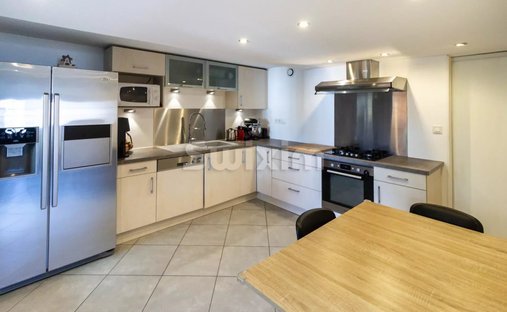 Castle for Sale in Bons-en-Chablais, Auvergne-Rhône-Alpes, France