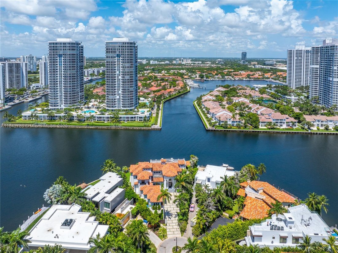 Haus in Golden Beach, Florida, Vereinigte Staaten 3 - 16638896