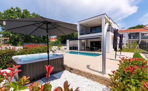 Villa in Poreč, Gespanschaft Istrien, Kroatien 1