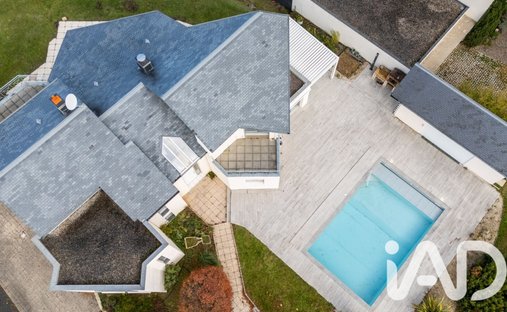 Casa a Royat, Auvergne-Rodano-Alpi, Francia 1