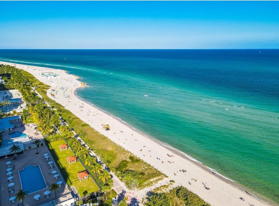 Condo in Miami Beach, Florida, United States 4 - 16640066
