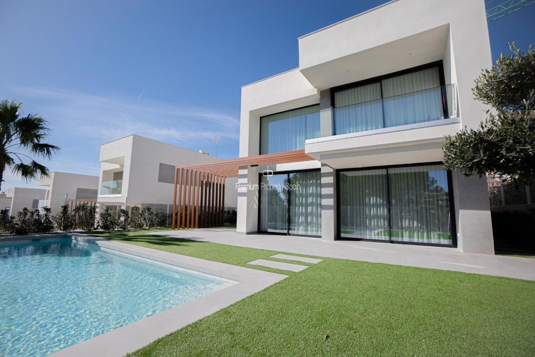 House in Finestrat, Valencian Community, Spain 1 - 12205727