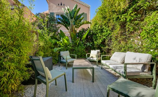 House in Nord, Sanary-sur-Mer, France 1