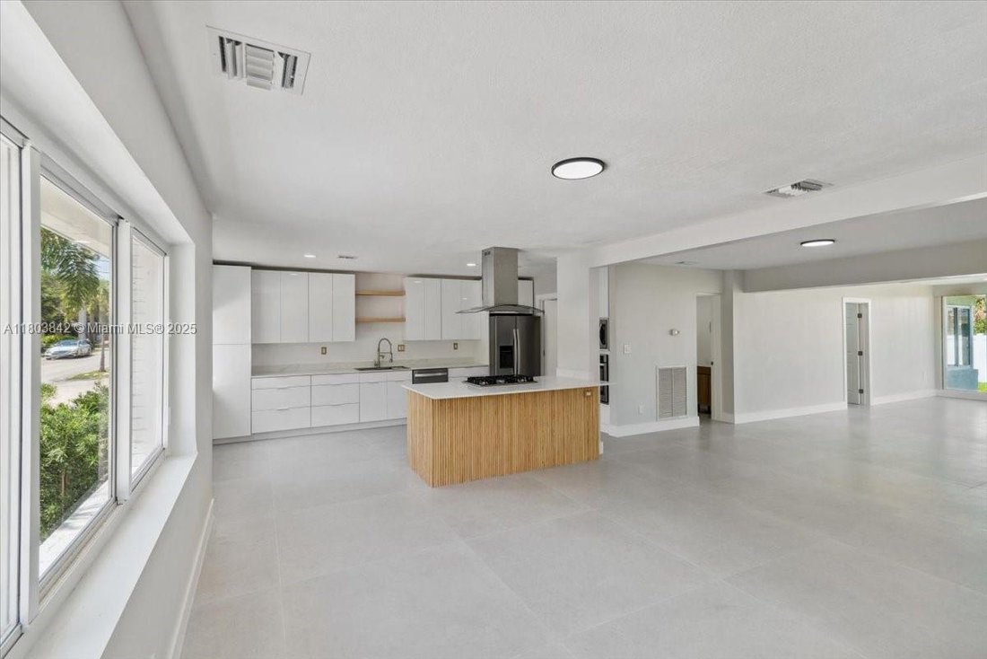 House in Hollywood, Florida, United States 5 - 16637692