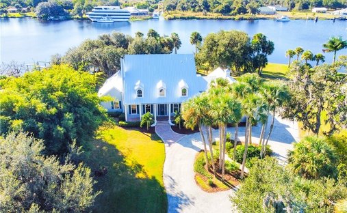 House in Alva, Florida, United States 1