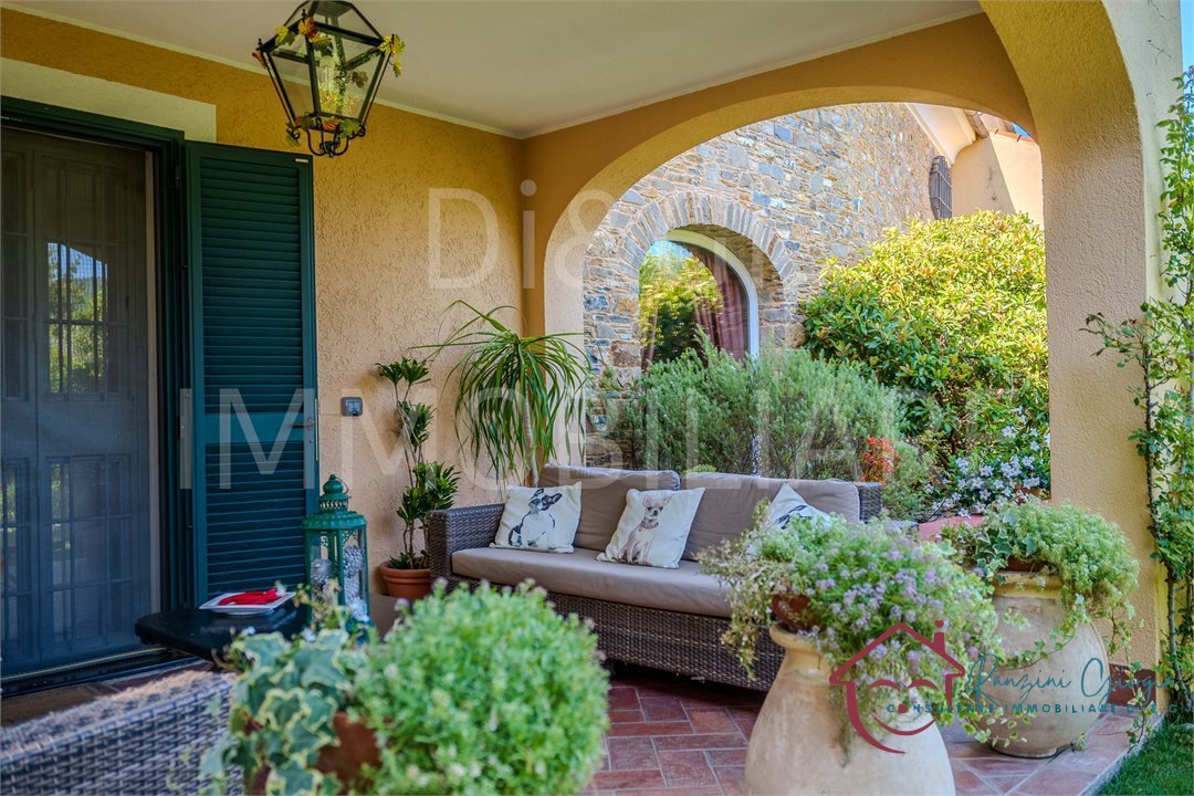 Villa in Garlenda, Liguria, Italy 2 - 16647854