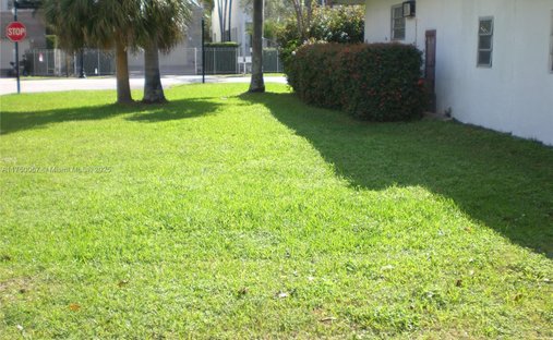 Casa a Golden Beach, Florida, Stati Uniti 1