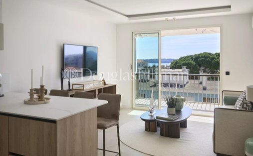 Apartment in La Source, Cannes, France 1
