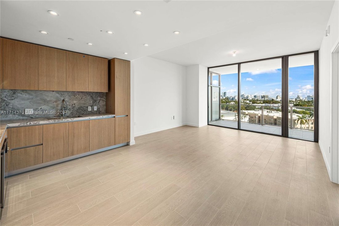 Condo in Miami Beach, Florida, United States 5 - 16636535