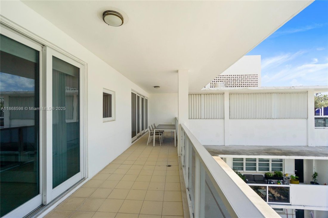 Condo in Miami Beach, Florida, United States 4 - 16639191