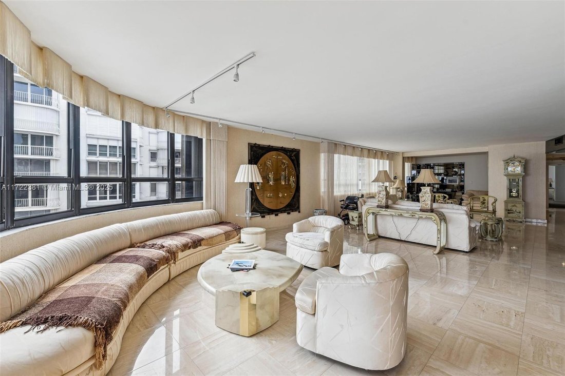 Condo in Bal Harbour, Florida, United States 5 - 16635899