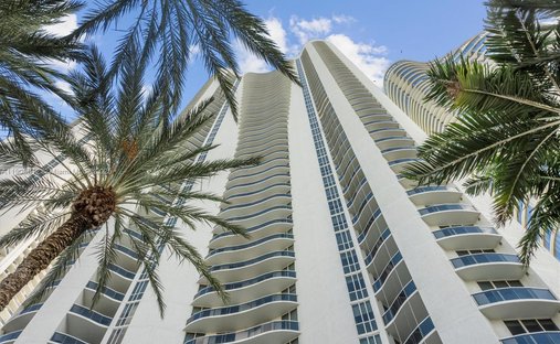 Condo in Golden Beach, Florida, United States 1