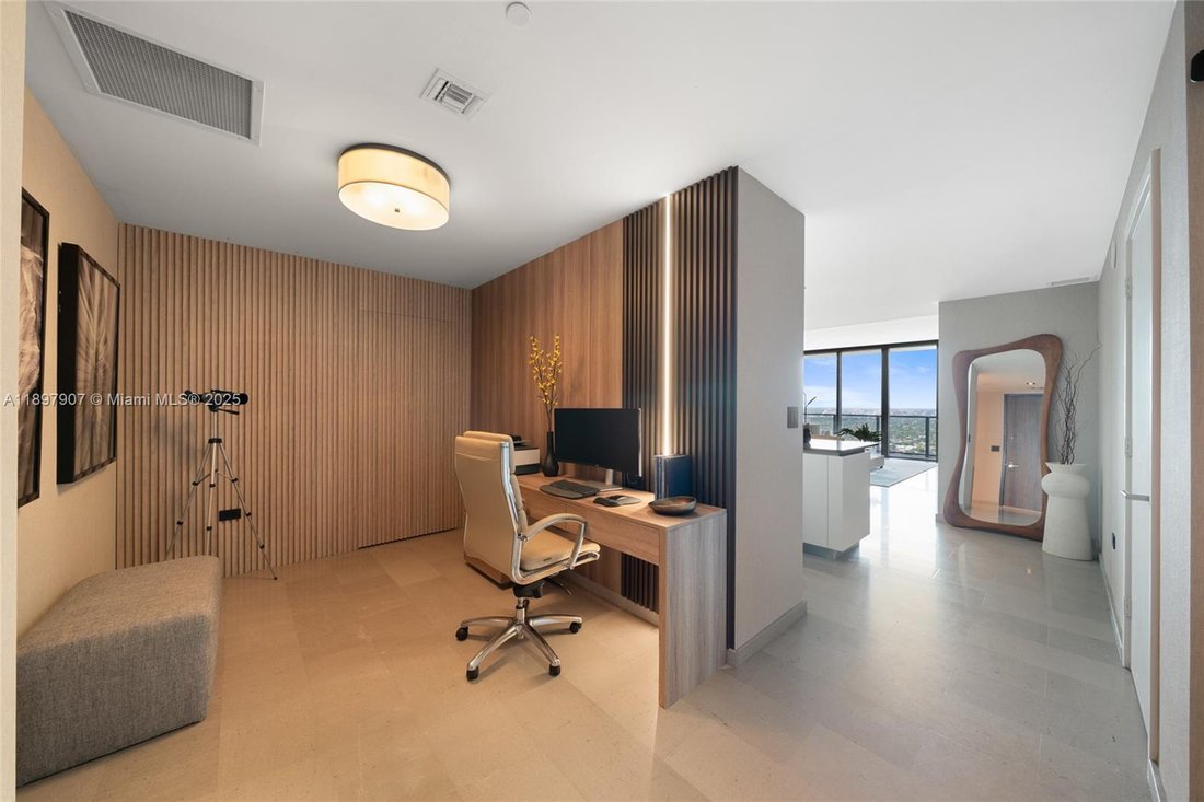 Condo in Miami, Florida, United States 4 - 16637146