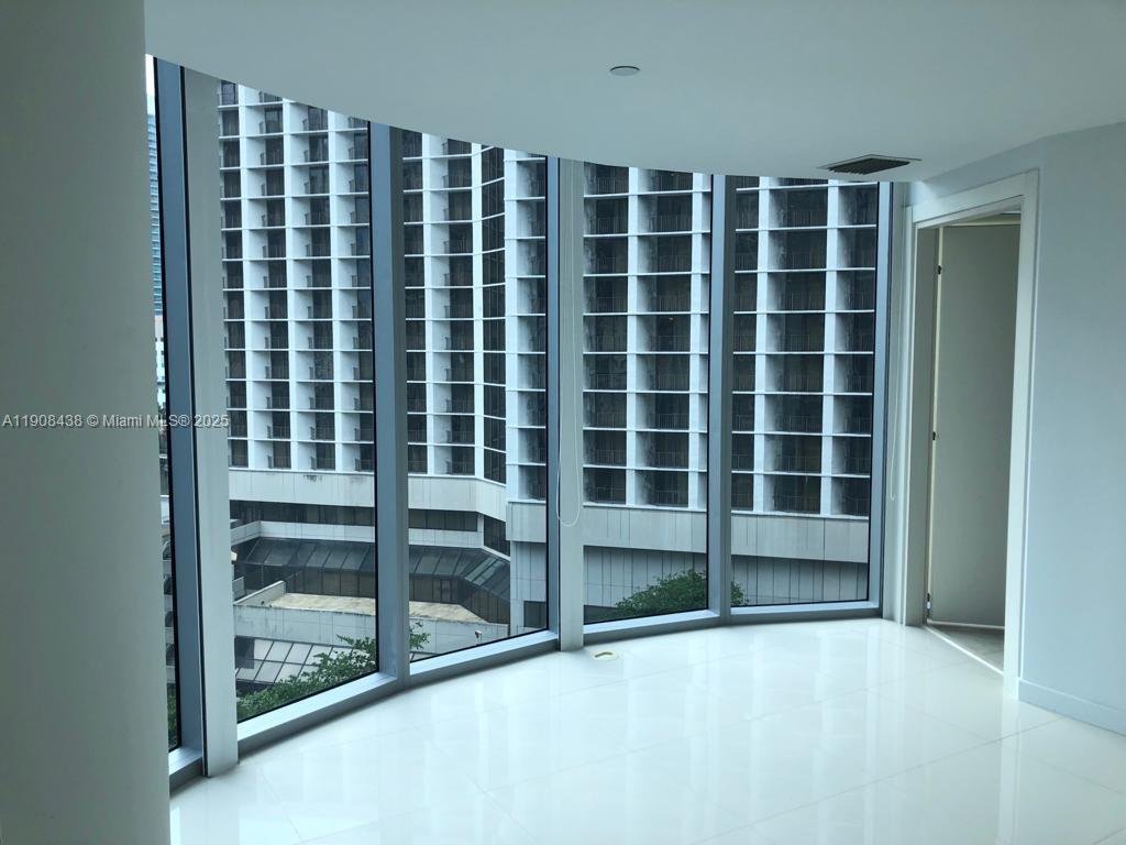 Condo in Miami, Florida, United States 2 - 16639288