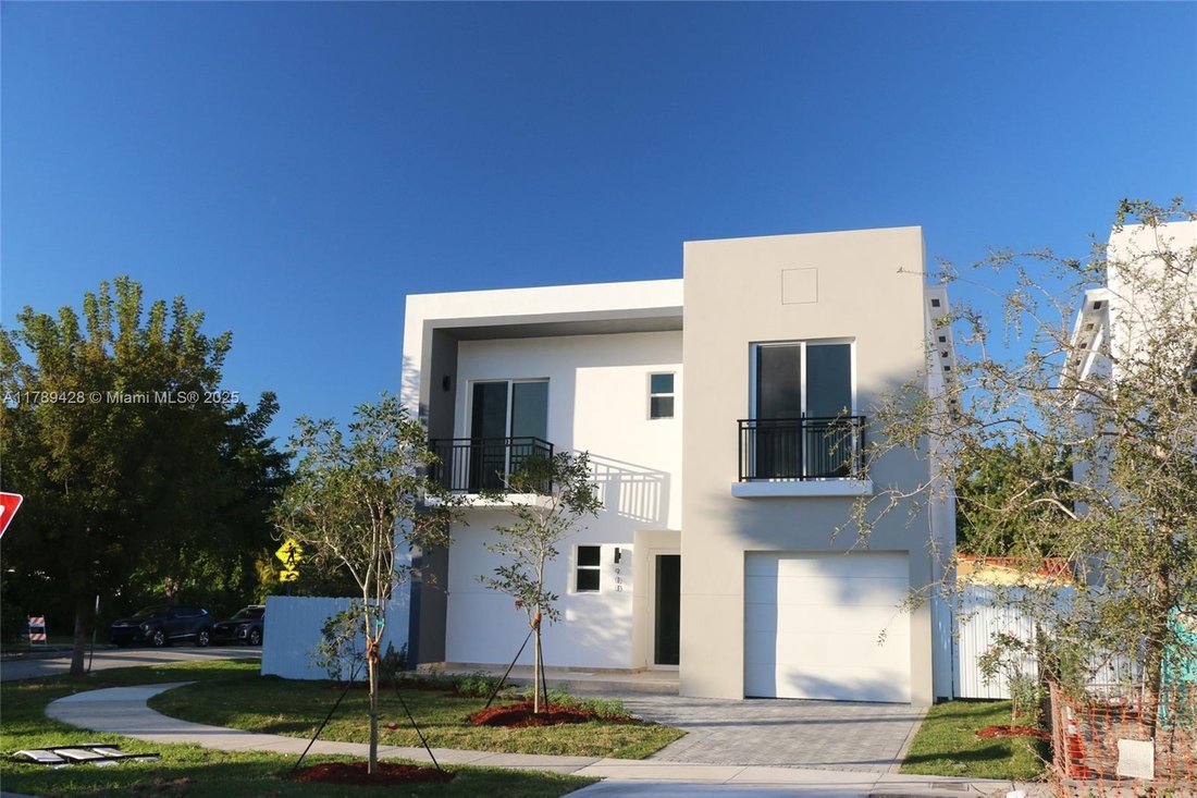 House in Miami, Florida, United States 1 - 16640468