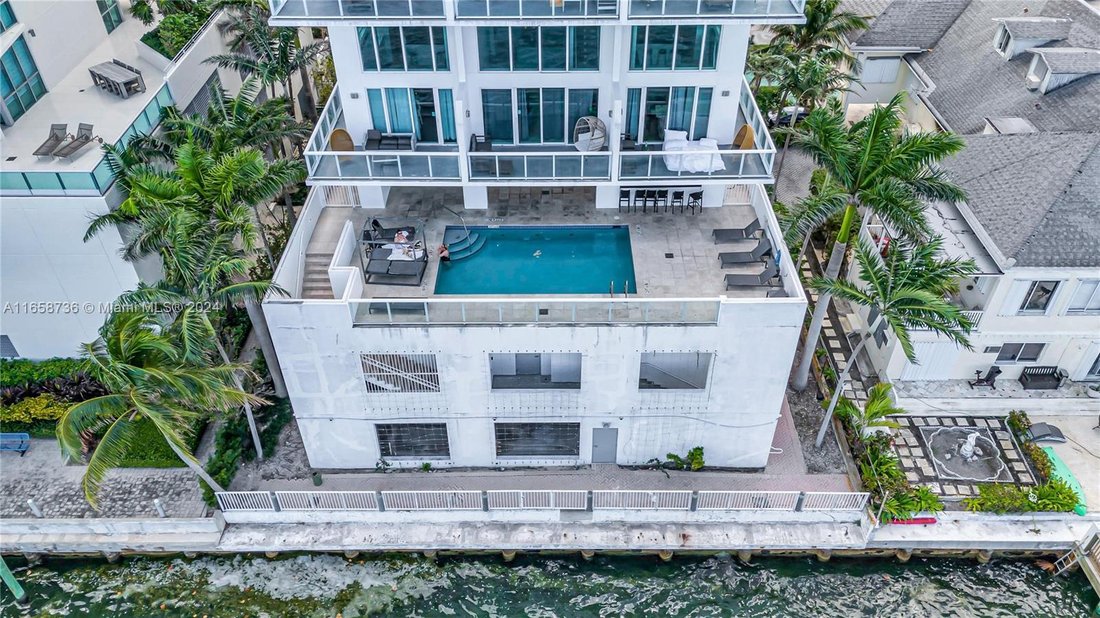 Condo in Miami Beach, Florida, United States 2 - 16639776