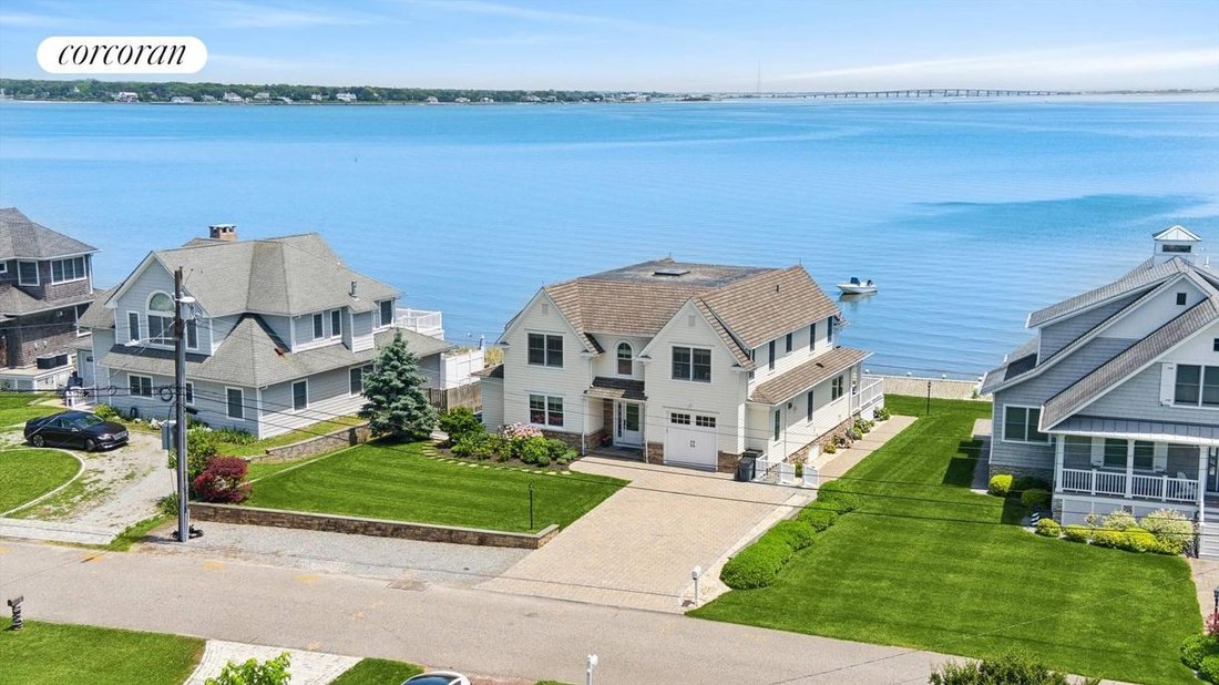 House in East Quogue, New York, United States 2 - 16645147