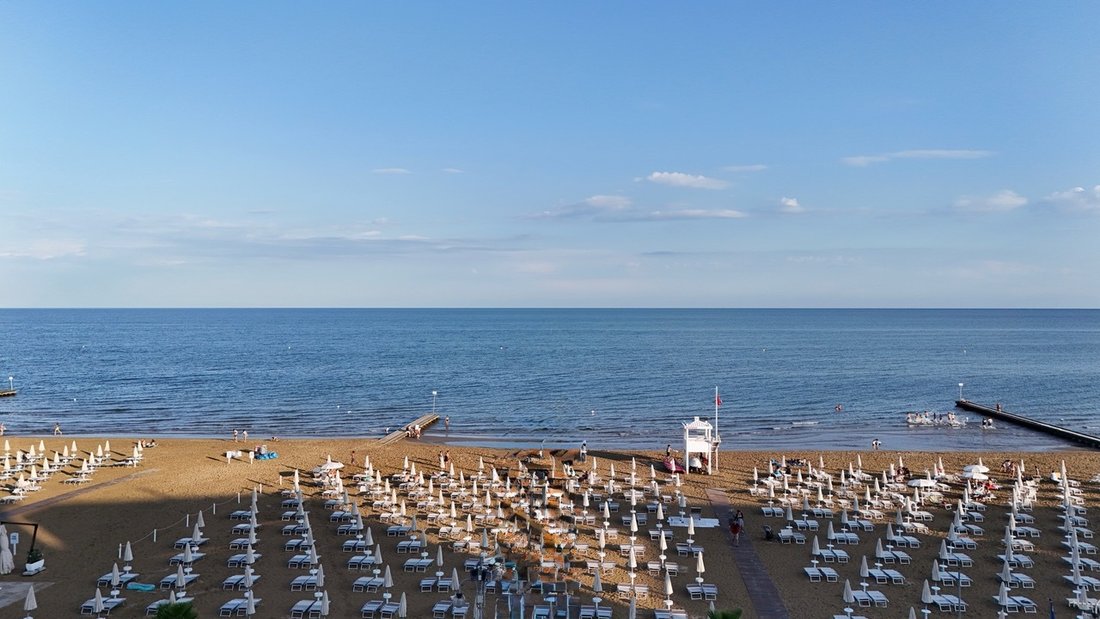Apartment in Lido di Jesolo, Jesolo, Veneto 1 - 16081868