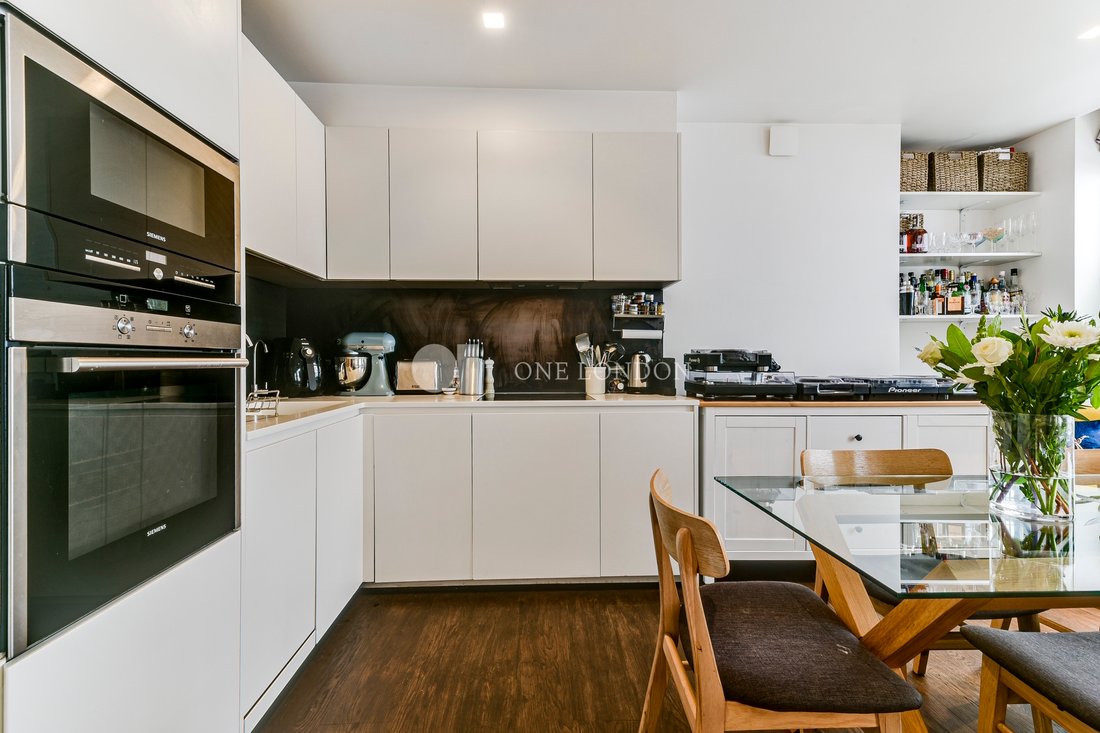 Apartment in Soho, England 1 - 16631231