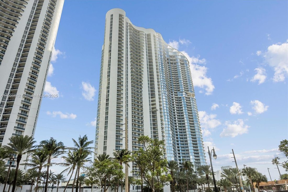Condo in Golden Beach, Florida, United States 4 - 16638089