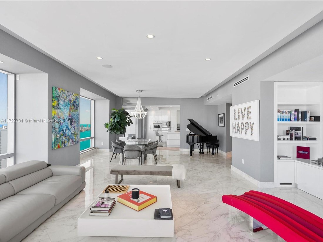 Condo in Miami, Florida, United States 4 - 16638459