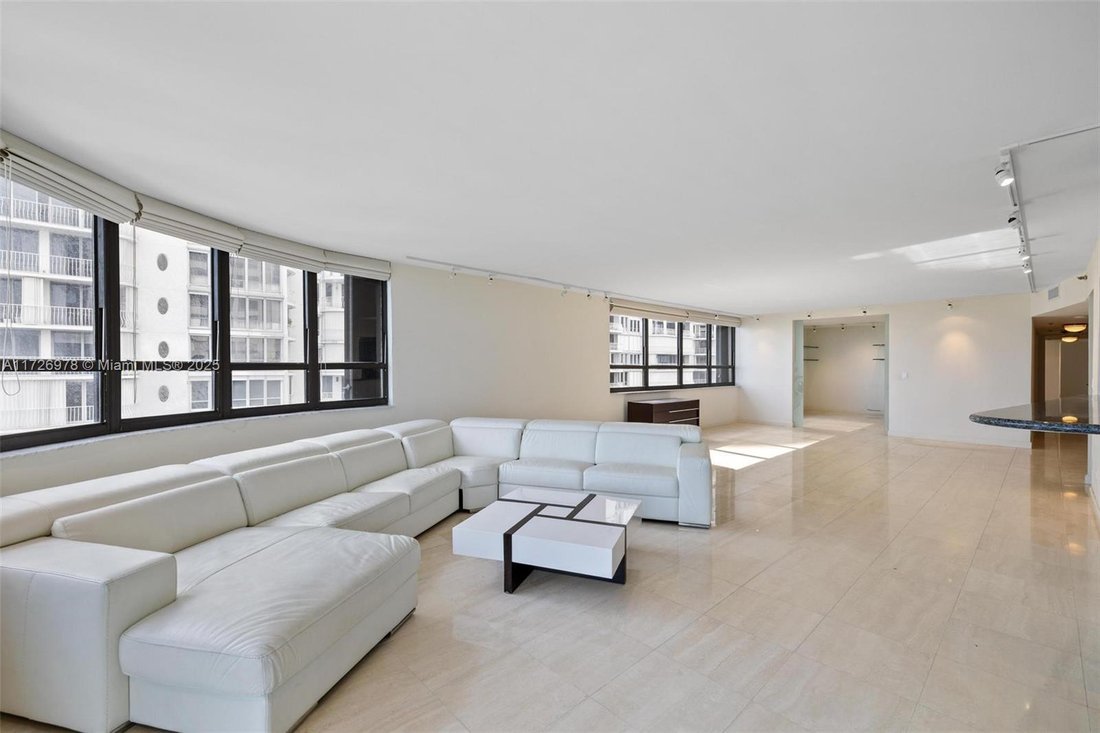 Condo in Bal Harbour, Florida, United States 4 - 16635810