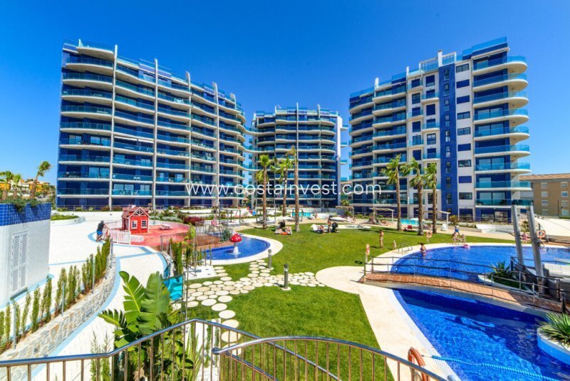 Penthouse in Torrevieja, Valencian Community, Spain 1 - 16630070
