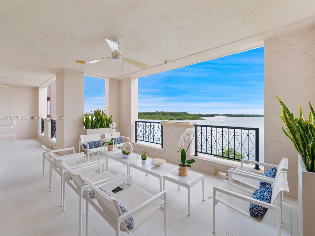 Condo in Miami Beach, Florida, United States 4 - 16639573