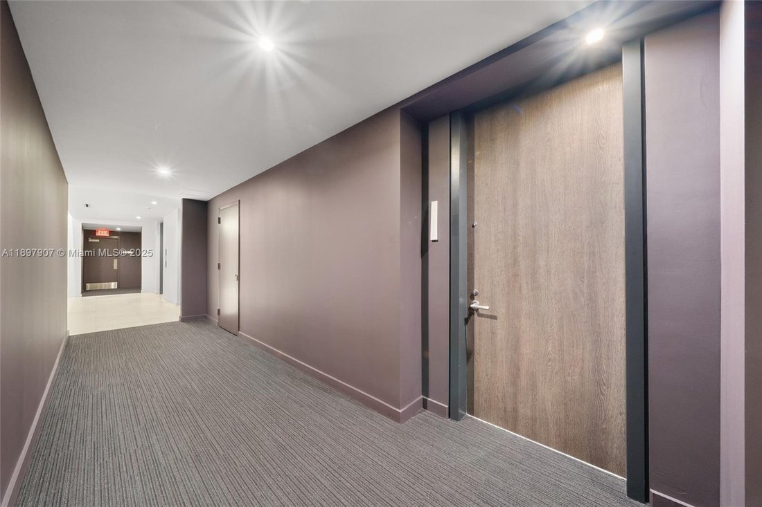 Condo in Miami, Florida, United States 3 - 16637146