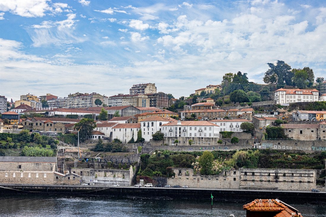 House in Cedofeita, Santo Ildefonso, Se, Miragaia, Sao Nicolau e Vitoria, Porto District, Portugal 1 - 16093291
