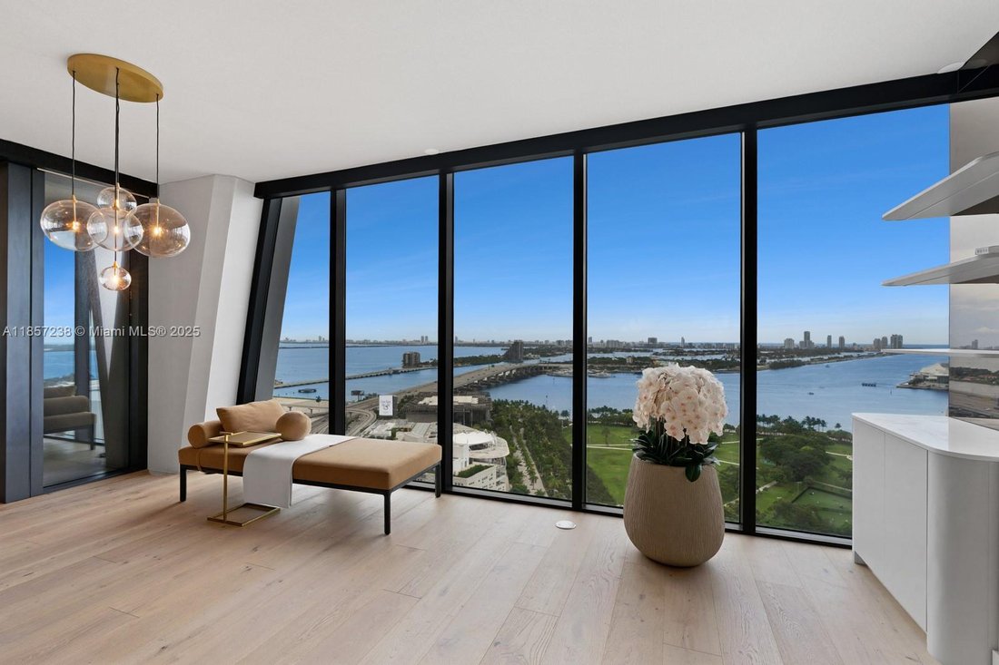 Condo in Miami, Florida, United States 1 - 16635775