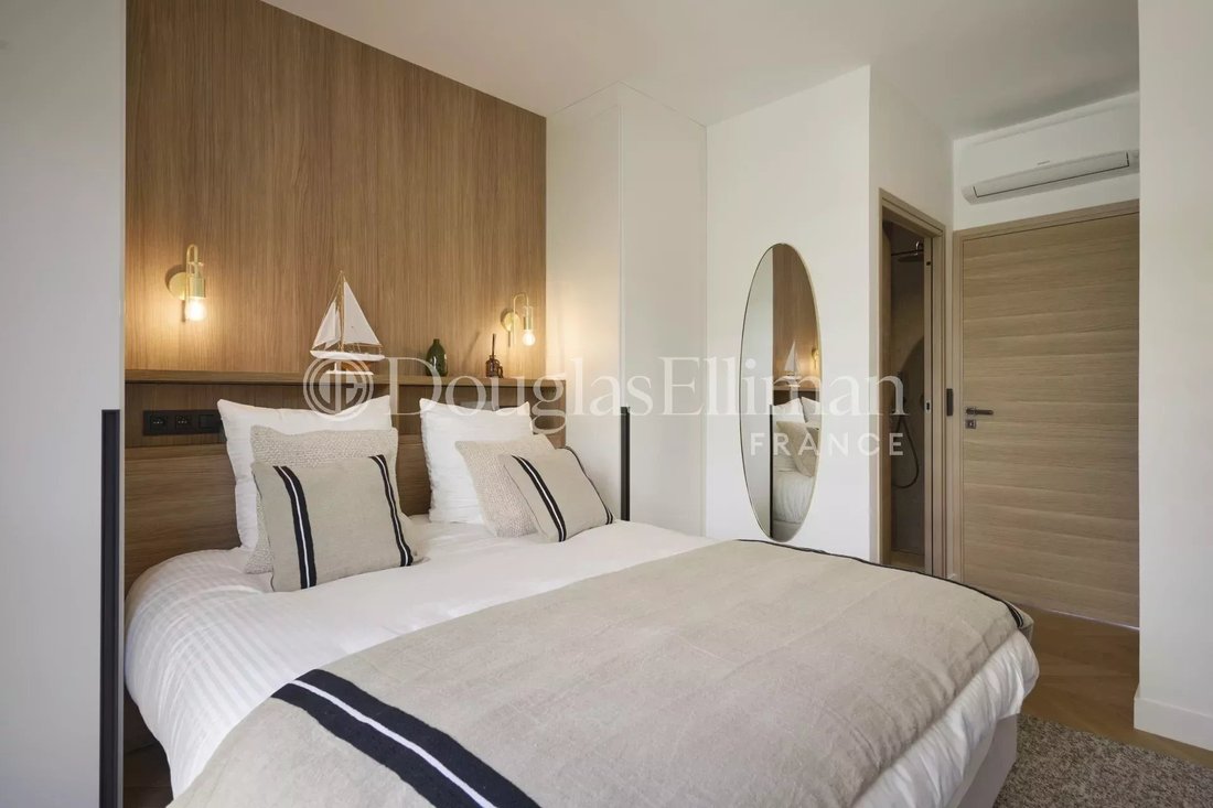 Apartment in La Source, Cannes, France 4 - 16629568