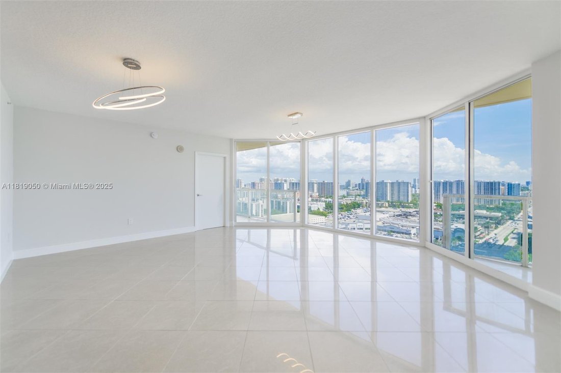 Appartement à Golden Beach, Floride, États-Unis 2 - 16638550