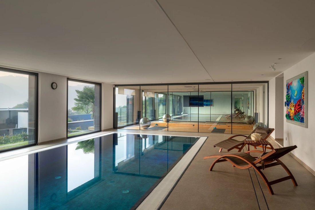 Villa in Collina d'Oro, Ticino, Switzerland 3 - 16629544