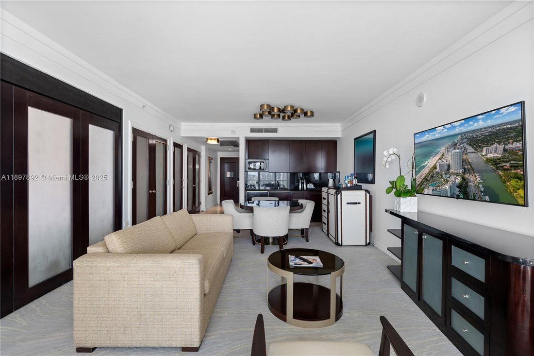 Condo in Miami Beach, Florida, United States 5 - 16638503