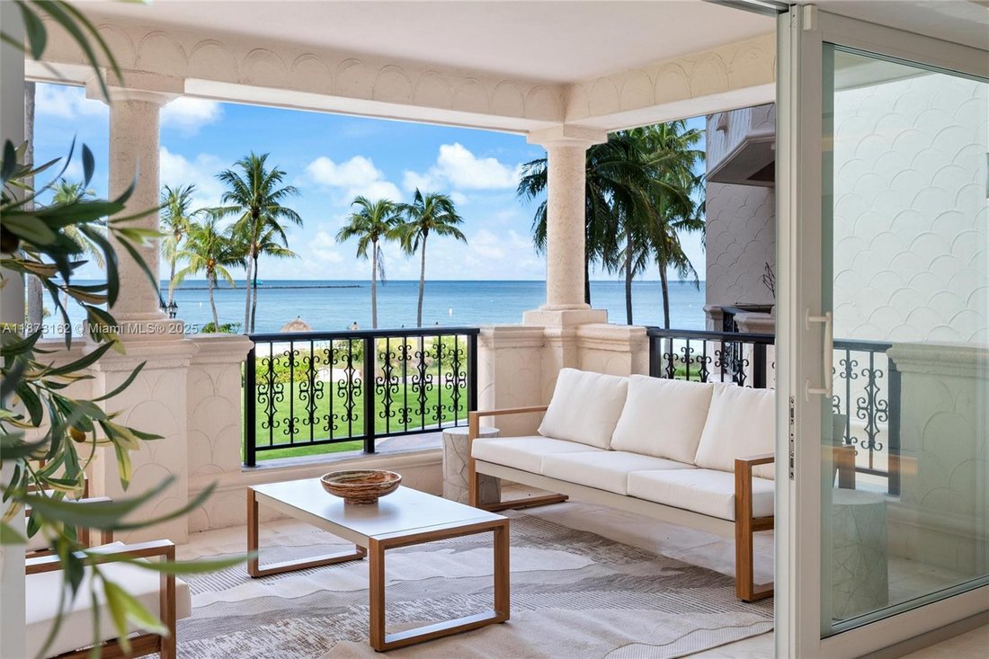 Condo in Miami Beach, Florida, United States 3 - 16639470
