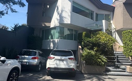 House in Naucalpan de Juárez, State of Mexico, Mexico 1