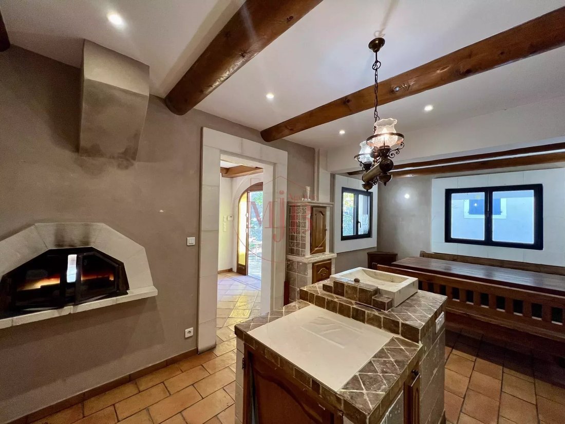 House in Eyragues, Provence-Alpes-Côte d'Azur, France 5 - 16644031