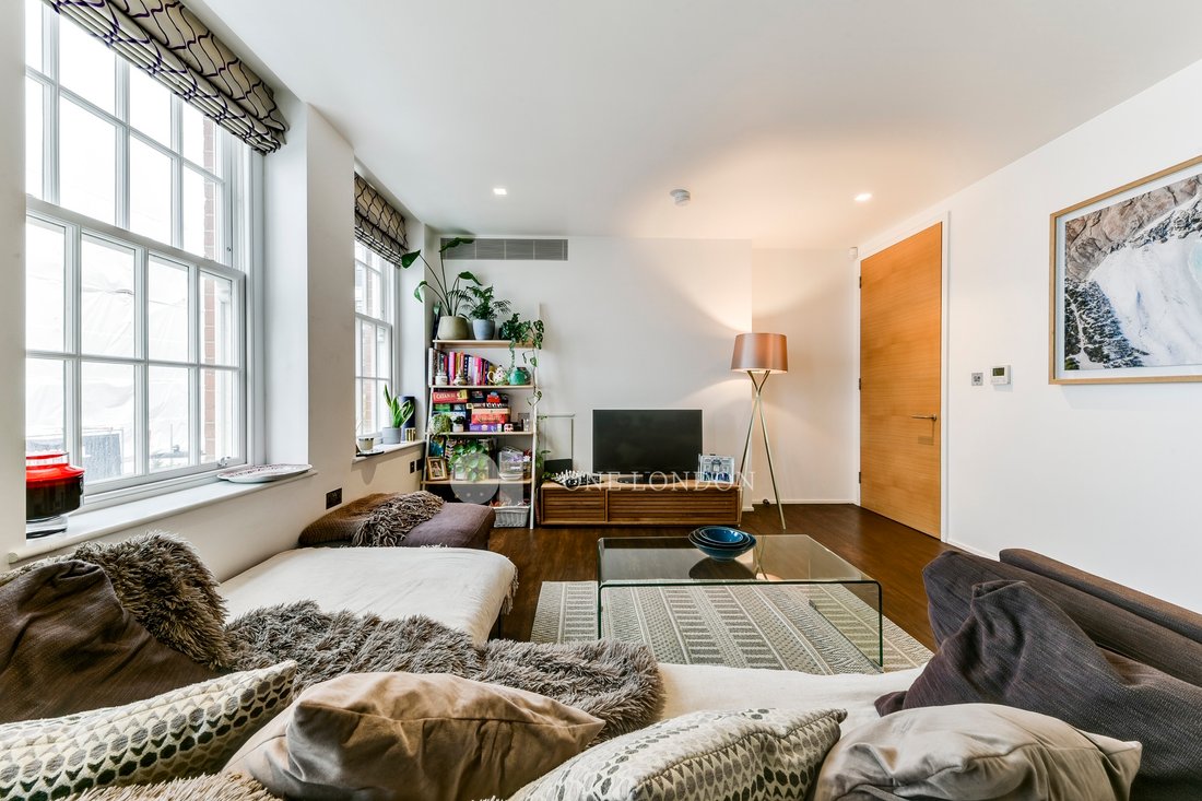 Apartment in Soho, England 2 - 16631231