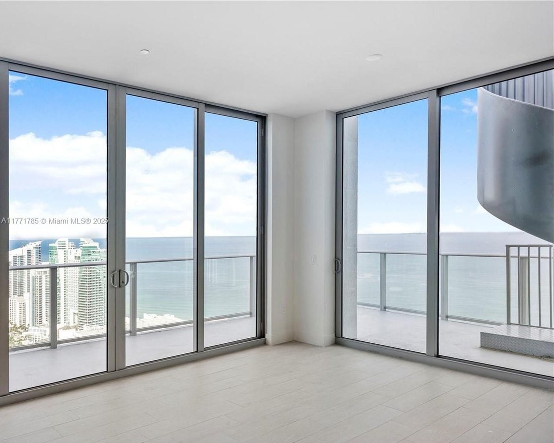 Condo in Hollywood, Florida, United States 5 - 16635737