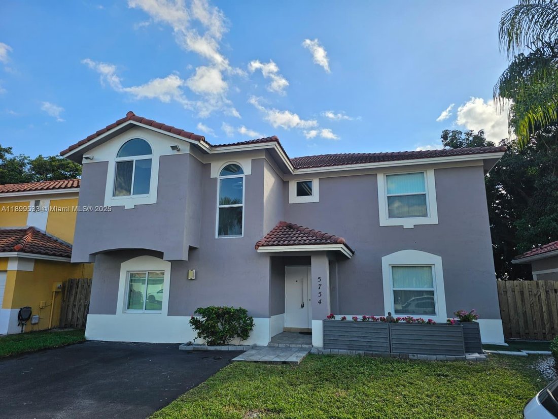 House in Doral, Florida, United States 1 - 16636262