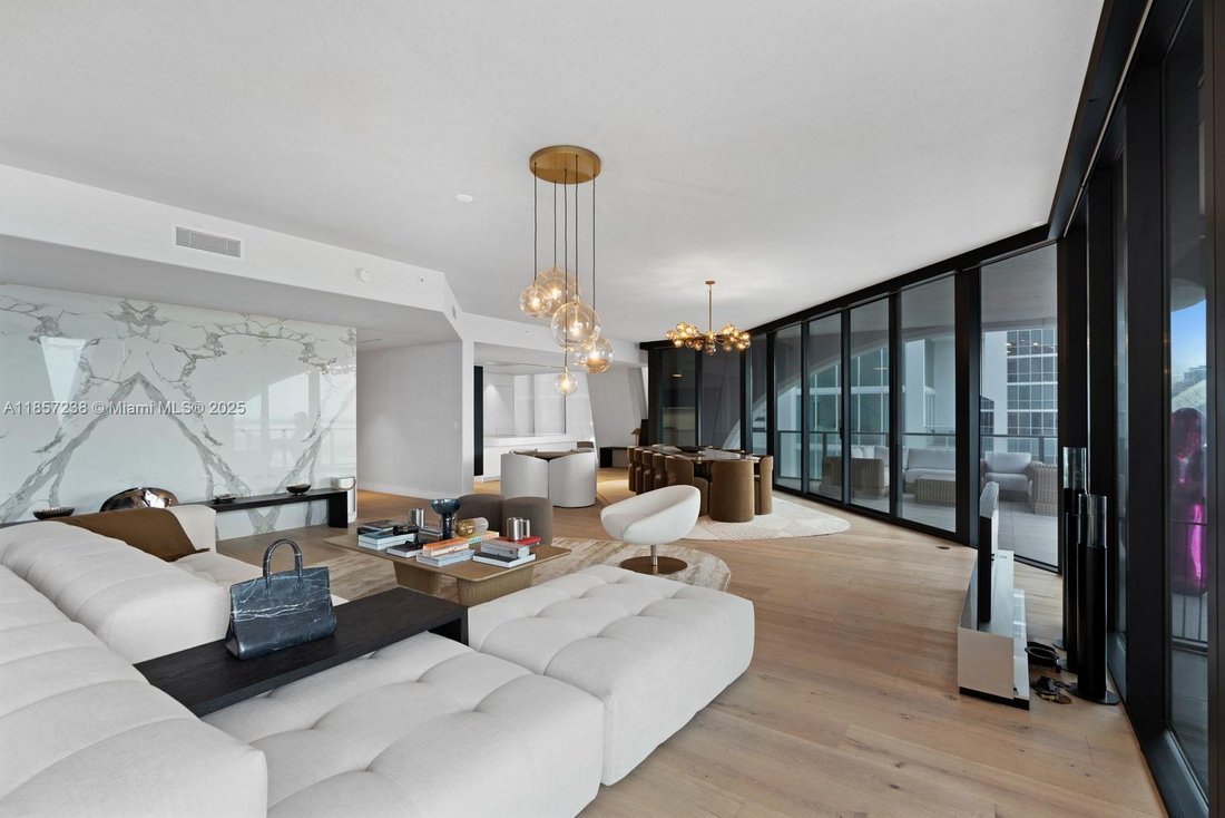 Condo in Miami, Florida, United States 4 - 16635775